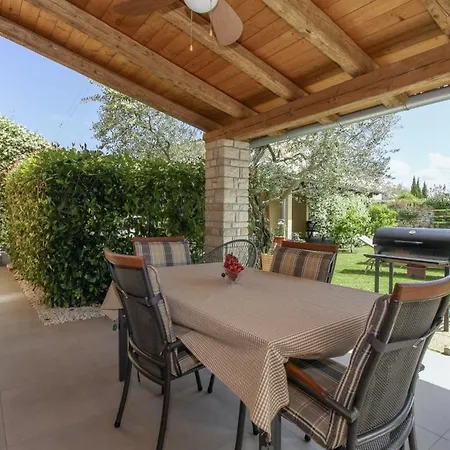 Casa Nonnina In - Haus Fuer 4 Personen Holiday home